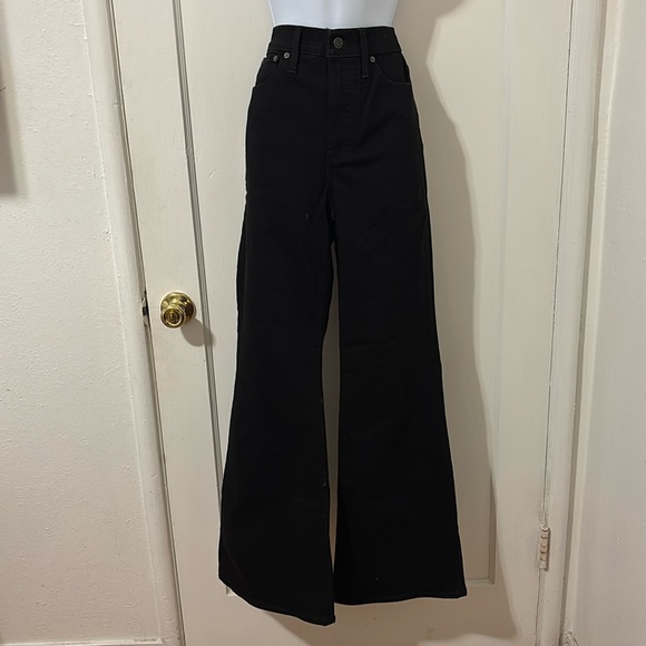 Madewell The Perfect Vintage Flare Jean - Picture 2 of 12